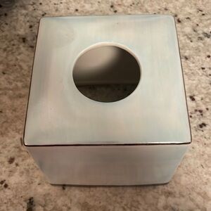 Kassatex Tribeca tissue holder